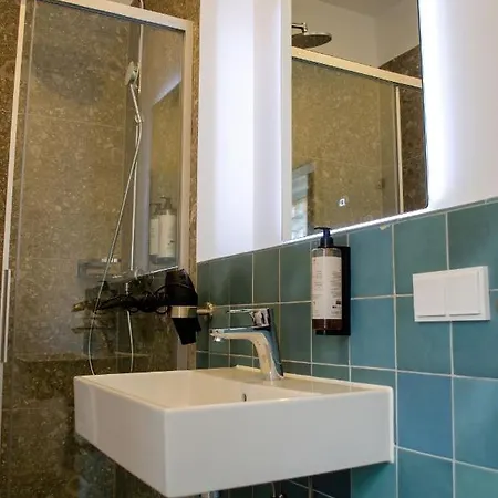 Homely Stay Studio 6 - Your Comfortable Self-Check-In Studio In Monachium Zewnętrze zdjęcie